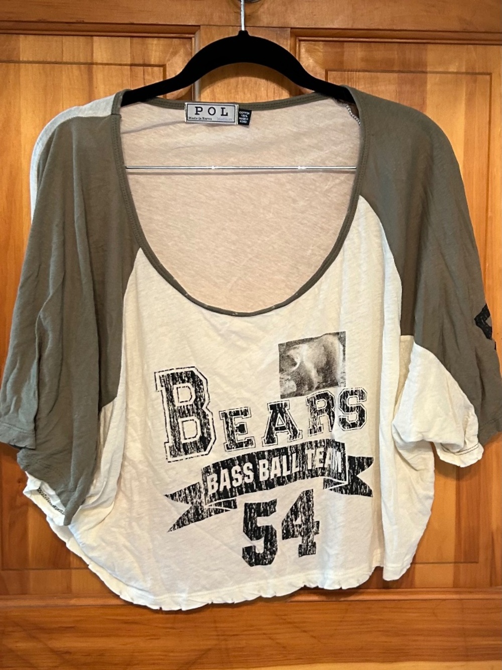 NWOT POL Bears Bass Ball Cropped Shirt Small